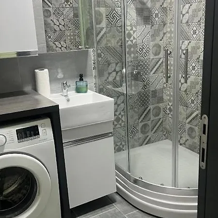 Villa Cesme-muestakil Oezel Havuzlu 4 Arti 1