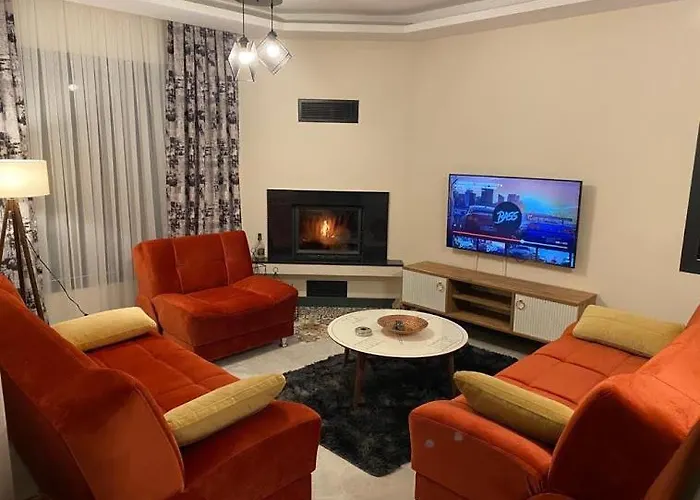 Cesme-muestakil Oezel Havuzlu 4 Arti 1 *