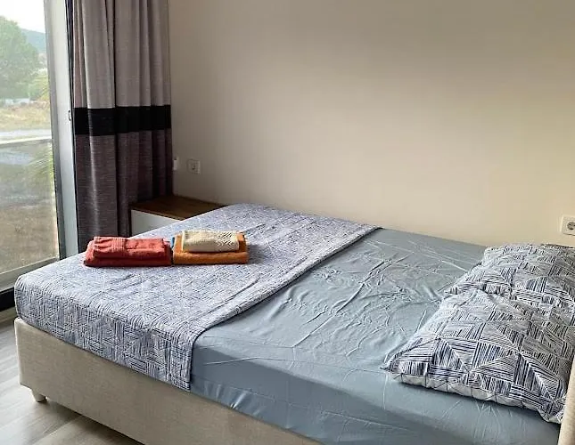 Vila Cesme-muestakil Oezel Havuzlu 4 Arti 1